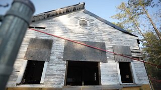 Community Rebuilds Historic Chapel Built On North Carolina Plantation