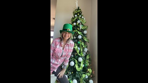 Create a St. Patty’s Day ☘️ seasonal tree ON THE CHEAP!