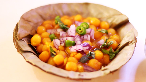 Popular street food of India: Ghugni Chaat