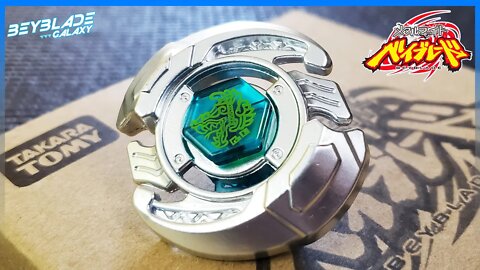 Abrindo e analisando QUETZALCOATL 90WF Silver Ver. - Metal Fight Beyblade