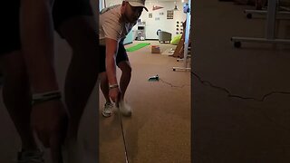 GOLF BALL PUTTING MACHINE!