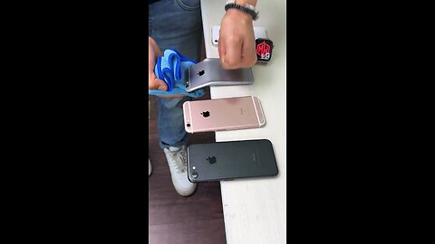Which iPhone is stronger? “Phone Break Test”