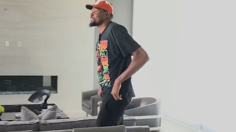 Kevin Durant Gives a Tour of His SICK L.A. Home