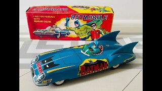 Here’s a cool friction Batmobile with ROARING ENGINE! & its awesome rare original box !