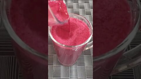 Make this smoothies to help with constipation