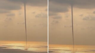 Epic tornado captured on camera in Lebanon