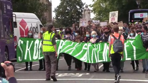 🔴#LIVE Bristol schoolchildren to stage first climate strike since Greta Thunberg visit