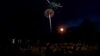 Oconomowoc fireworks draw crowd despite pandemic