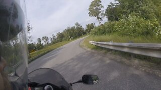 Carvin the Twisties on VFR800