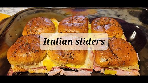 Italian sliders and fried apples with my spple pie spice #sliders #spices #italianfood