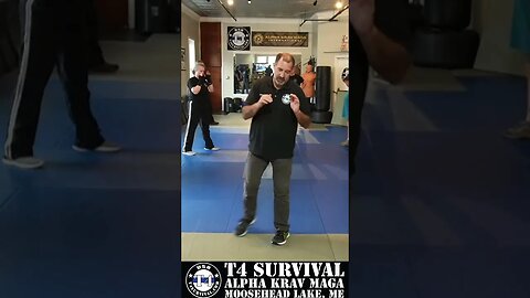 Forward Knees for Self Defense #selfdefense #kravmaga #jamiearute #martialarts #mma