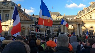 Manifestation, marche pour la paix au départ de Port Royal à Paris le 26/02/2023 - Florian Philippot