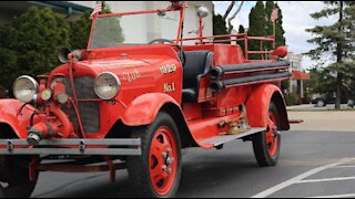 West Bend and Town of Sheboygan refurbishing vintage firetrucks