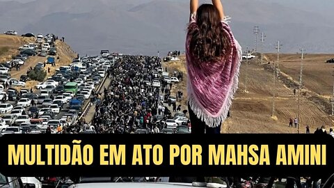 MULTIDÃO MARCHA EM PROTESTO PELA MORTE DE MAHSA AMINI