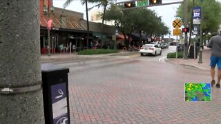 Delray Beach mayor wants outdoor seating expanded on Atlantic Avenue