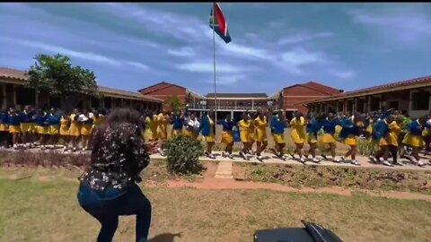 The whole school dancing for PELE PELE challenge ♥️💃💃🌹🌹 #amapiano #amapianodancevideos #viraltiktok