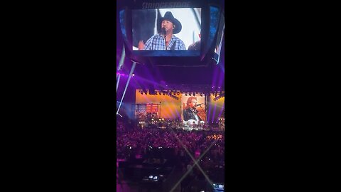 Luke Bryan Sings "Should’ve Been a Cowboy" At The "Toby Keith: American Icon" Concert In Nashville