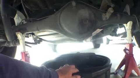 EASY FOLLOW rear differential fluid CHANGE Toyota Tacoma √ Fix it Angel