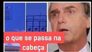 Bolsonarista que subiu a torre do estádio diz que só desce quando o Bolsonaro voltar ao poder