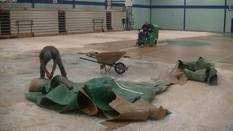 Removing a Cushioned Vinyl Floor from a Gym