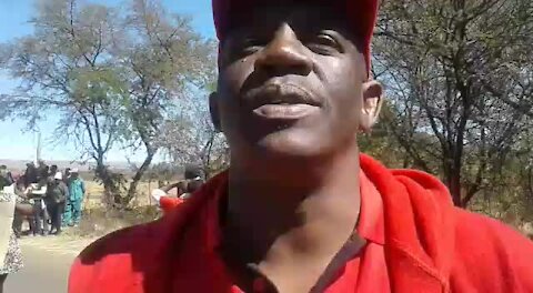 Majakaneng residents demand the arrest of a NWest farmer (7Bq)