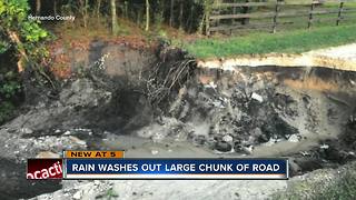 30-foot-wide hole swallows road, isolates residents in their homes in Hernando County