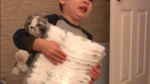 Toddler hardcore rocks out with his diaper guitar