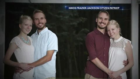 Two love: Michigan identical twin brothers to wed identical sisters