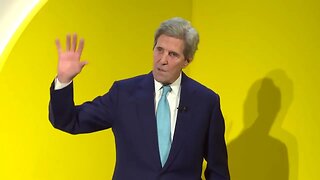 1,500 Private Jets Flew Kerry and Select Group to WEF