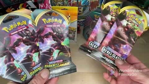 ￼I tried my luck with the mystery box. Pokémon card opening￼! Let’s go!￼