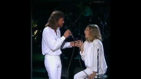 #Barbra Streisand #Barry Gibb 2 #What Kind Of Fool #BeeGees #live #1980 #cc #shorts