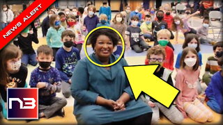 Everyone INSTANTLY Noticed The One Thing Wrong With In This Pic of Stacey Abrams