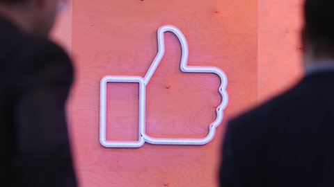 ACLU Accuses Facebook Of Allowing Gender-Biased Job Postings