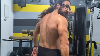 Spartan Lean Bulk Day 37: Shoulders and Arms