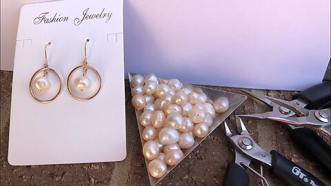 DIY Earring tutorial: make a hoop style earrings with freshwater pearl