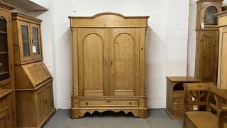 Beautiful Old Pine Double Wardrobe Waxed (Dismantles) (X4405F) @PinefindersCoUk