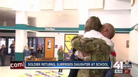 Soldier returns, surprises daughter at school
