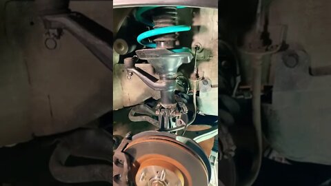 video on how not to screw up a Dobinsons spring lift on the front end of a gen 2 Honda CR-V coming.