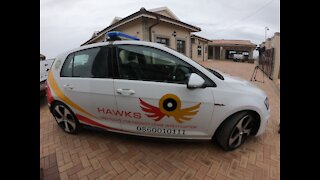 SOUTH AFRICA - Durban - HAWKS, Asset Forfeiture Unit raid Zandile Gumede's home(Videos) (632)