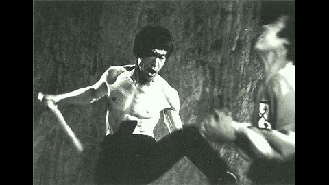 Cross kick Studio Films Bruce Lee Enter the Dragon