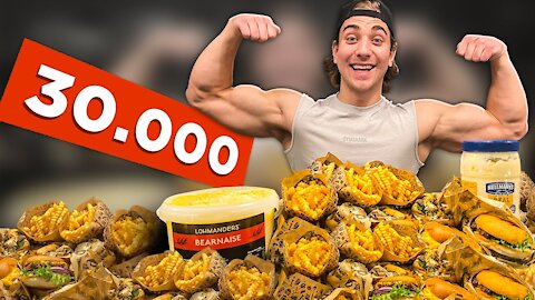 30,000 CALORIE CHALLENGE AT 20 YEARS OLD!