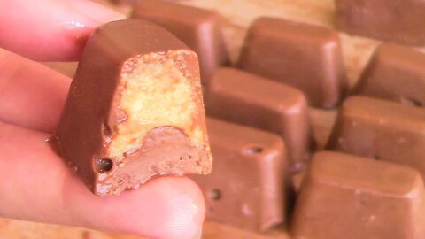 You will CRAVE These STUFFED Chocolates! 3 ingredients, High Protien snack! #Best #easy