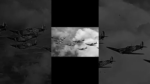 Spitfires são lindos demais para resistir. #war #guerra #historia #ww2 #history