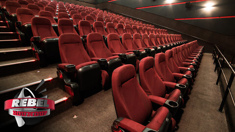 VIEWERS REACT: Mother and daughter kicked out of empty theatre