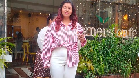 Debina Bonnerjee looks beautiful, spotted at Farmer's Cafe in Bandra