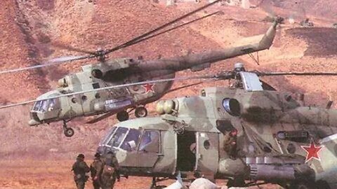 A lost Russian Mi-8 helicopter crew surrenders in Ukraine