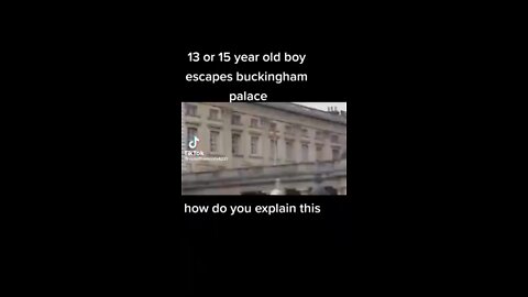 Naked teenage boy slave ESCAPES Buckingham palace￼