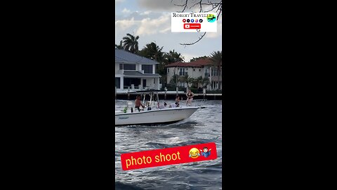 photo shoot 😂🤷🏻‍♂️ #floridalife #Florida #fortlauderdale #miami #boat #yacht #beach #miamibeach