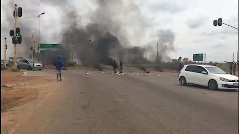 SOUTH AFRICA - Pretoria - Soshanguve shutdown (video) (siv)