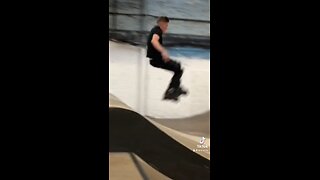 Awesome rollerskating clips.